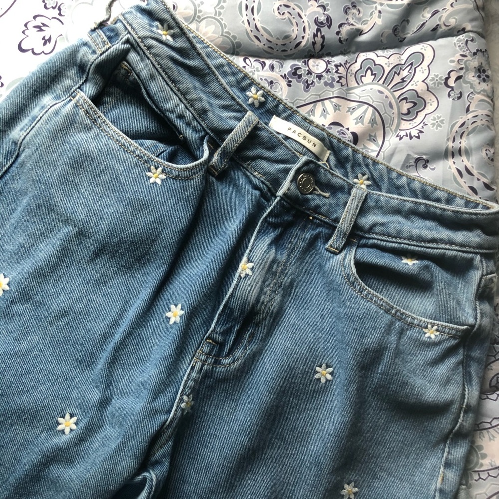 SOLD - Picture 3 of 6